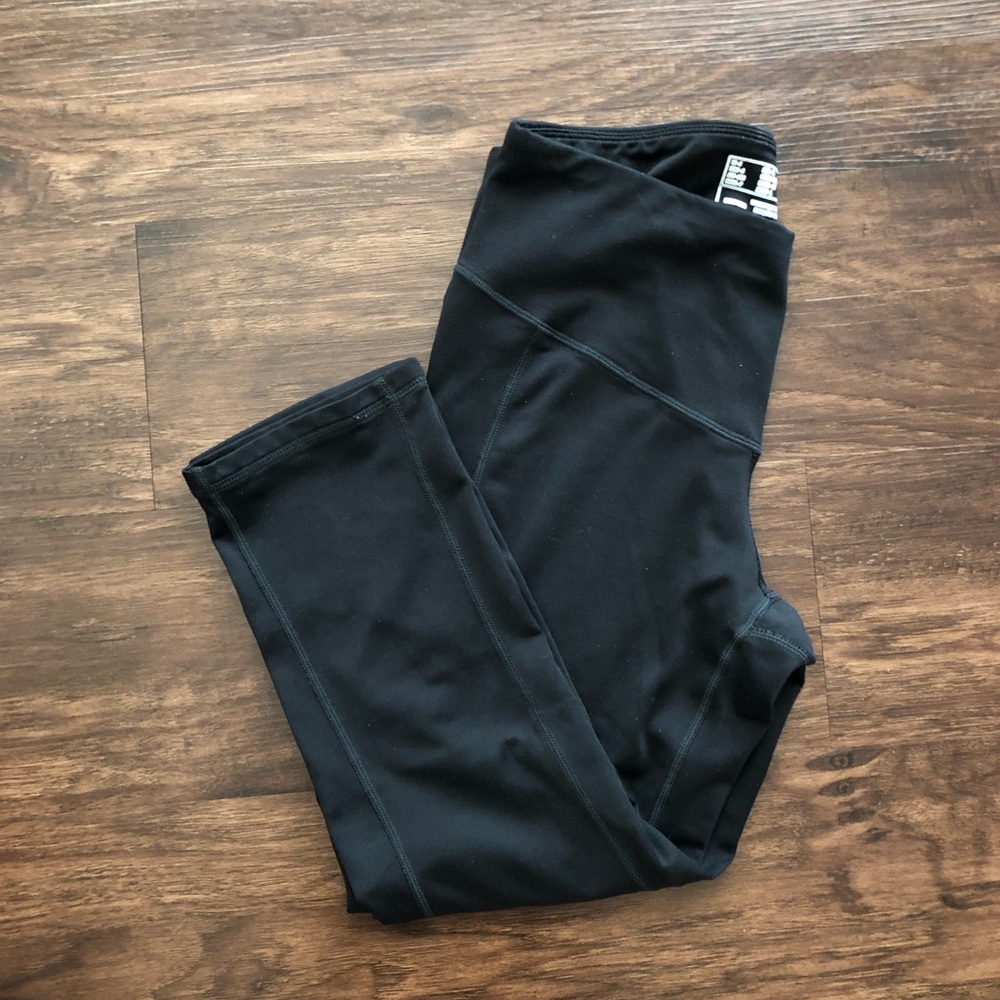 New Balance: black active capri